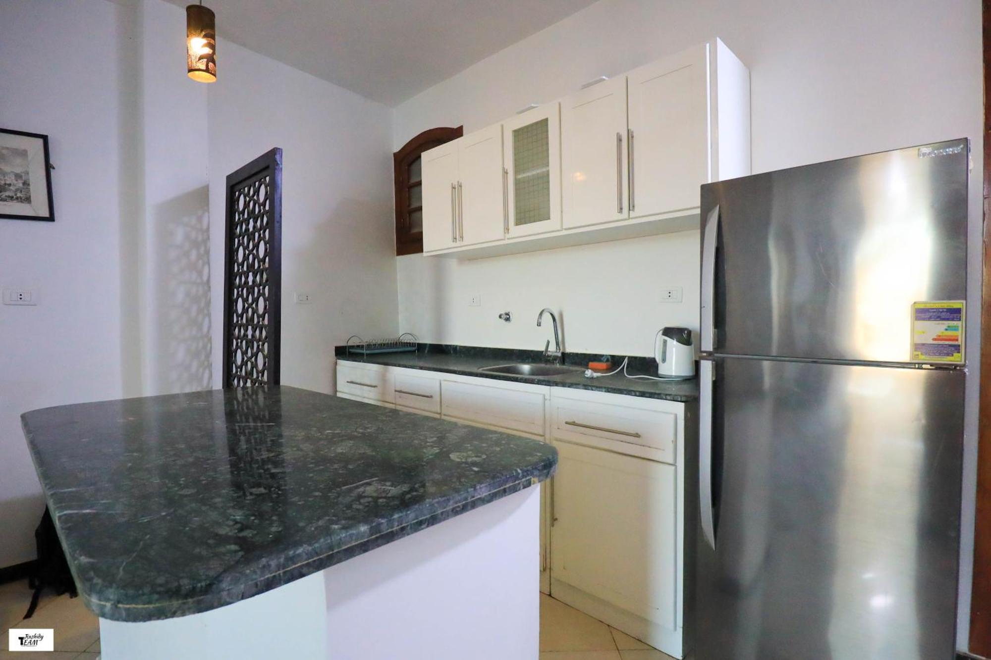 White House Apartments Луксор Екстериор снимка