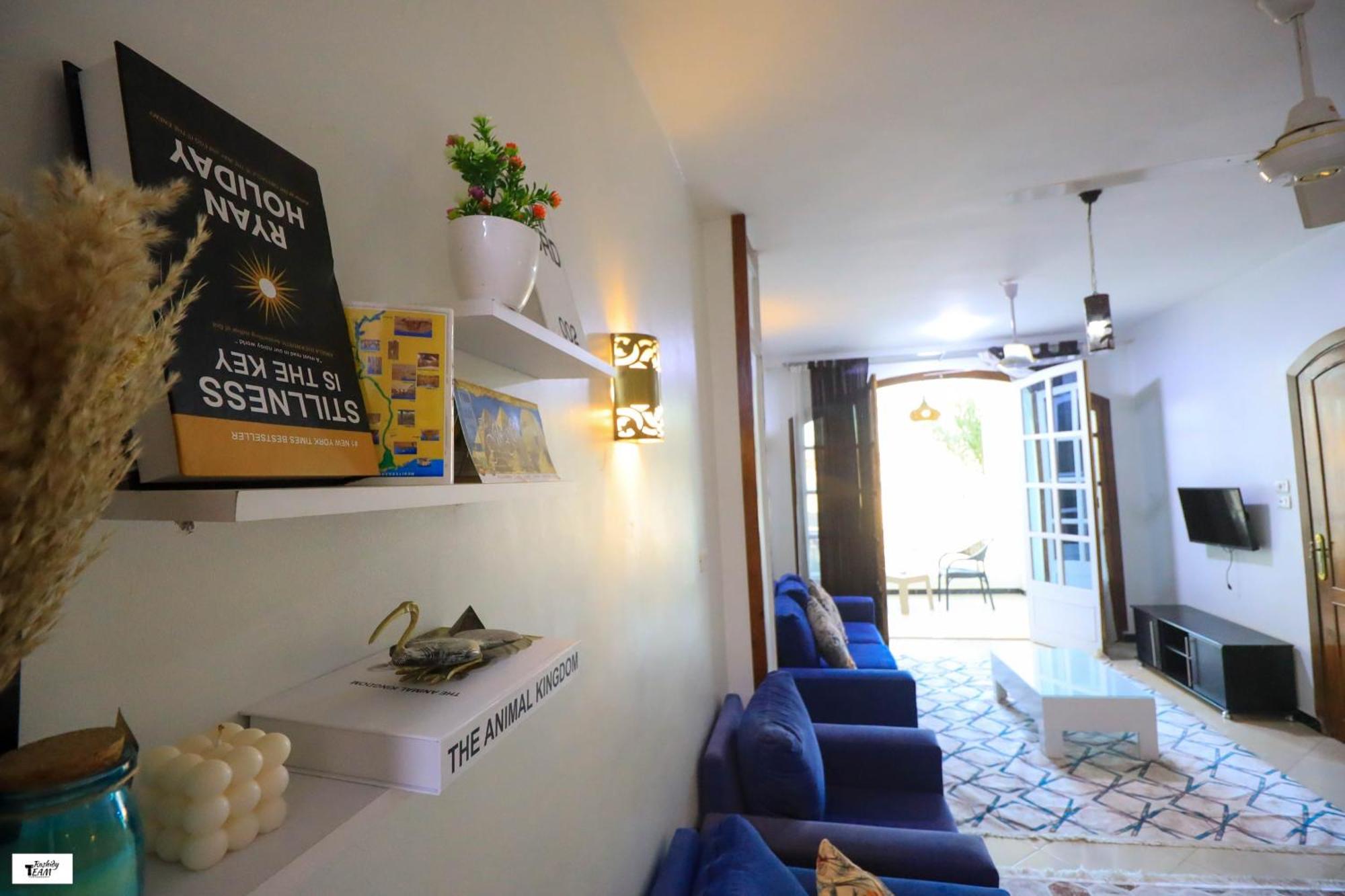 White House Apartments Луксор Екстериор снимка